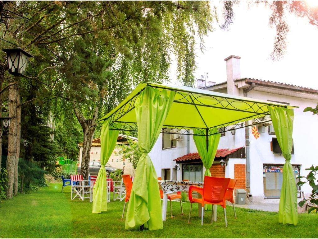 Hostel Kalonis Skopje Camera foto