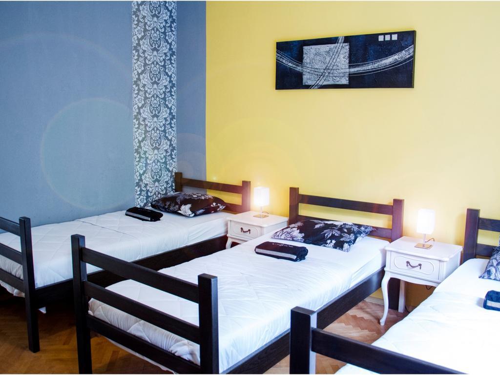 Hostel Kalonis Skopje Camera foto