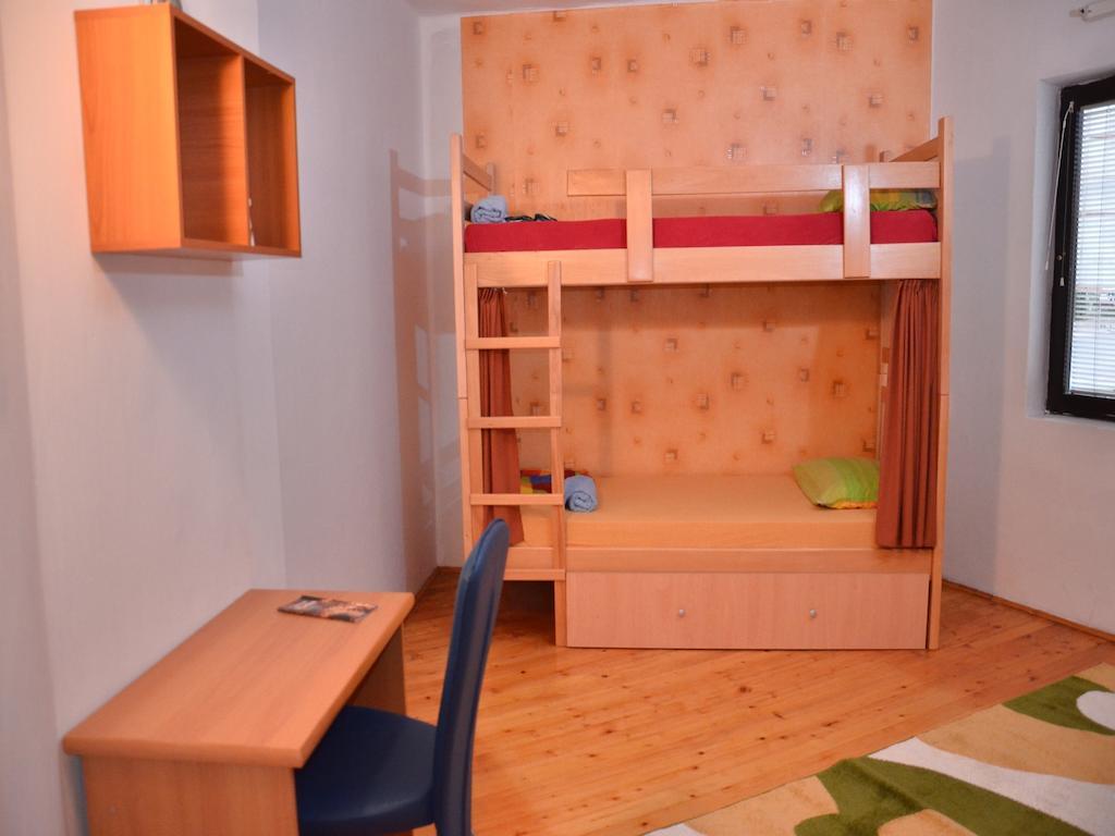 Hostel Kalonis Skopje Camera foto