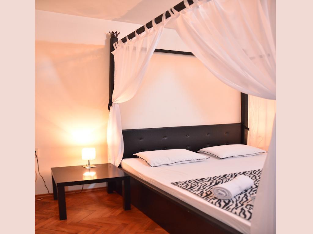 Hostel Kalonis Skopje Camera foto