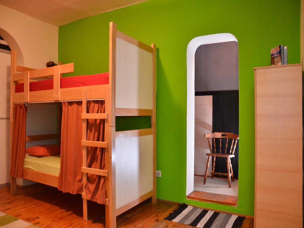 Hostel Kalonis Skopje Camera foto